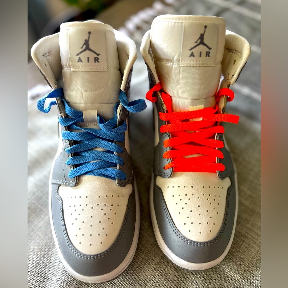 Men/women Air Jordan 1 mids, stealth grey